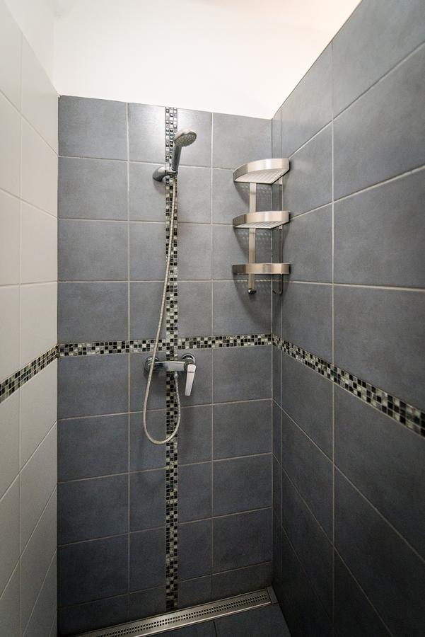 Csuka48 Apartman Сарвас Екстериор снимка